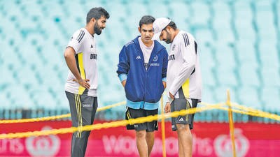 Jasprit Bumrah, India Coach Gautam Gambhir and Rohit Sharma of India inspect the pitch during an India nets session at Sydney Cricket Ground on January 02, 2025 in Sydney, Australia. (Getty Images) Jasprit Bumrah, India Coach Gautam Gambhir and Rohit Sharma of India inspect the pitch during an India nets session at Sydney Cricket Ground on January 02, 2025 in Sydney, Australia. (Getty Images)
