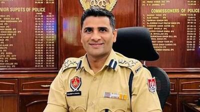 Ludhiana police commissioner Kuldeep Singh Chahal assigned the probe to deputy commissioner of police (DCP, rural) Jaskiranjit Singh Teja and assured the delegation that no one would be harassed during the investigation. (HT Photo) Ludhiana police commissioner Kuldeep Singh Chahal assigned the probe to deputy commissioner of police (DCP, rural) Jaskiranjit Singh Teja and assured the delegation that no one would be harassed during the investigation. (HT Photo)