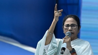 Chief Minister Mamata Banerjee addresses to the people of Sandeshkhali during an Adminstrative Meeting in North 24 Parganas. (Photo by Samir Jana/ Hindustan Times) (Hindustan Times) Chief Minister Mamata Banerjee addresses to the people of Sandeshkhali during an Adminstrative Meeting in North 24 Parganas. (Photo by Samir Jana/ Hindustan Times) (Hindustan Times)