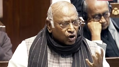 The Congress cited economic data on gold loans, private consumption, food inflation and household liabilities. (HT PHOTO) The Congress cited economic data on gold loans, private consumption, food inflation and household liabilities. (HT PHOTO)