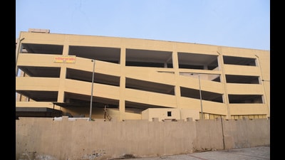 The Ghaziabad municipal corporation has opened its new multi-level parking facility adjacent to the New Bus Adda metro station on GT Road. (SAKIB ALI/HT) The Ghaziabad municipal corporation has opened its new multi-level parking facility adjacent to the New Bus Adda metro station on GT Road. (SAKIB ALI/HT)