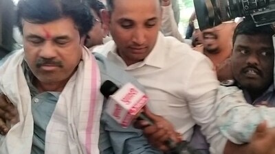 The court remanded Karad to 14 days of police custody in connection with an alleged extortion case of ₹2 crore. (HT PHOTO) The court remanded Karad to 14 days of police custody in connection with an alleged extortion case of ₹2 crore. (HT PHOTO)