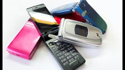 Use work-only smartphones without social media apps to reduce distraction. (ADOBE STOCK) Use work-only smartphones without social media apps to reduce distraction. (ADOBE STOCK)