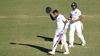 Ravichandran Ashwin and Hanuma Vihari battled through injuries to shut the door on Australia in the 2020/21 tour. Ravichandran Ashwin and Hanuma Vihari battled through injuries to shut the door on Australia in the 2020/21 tour.