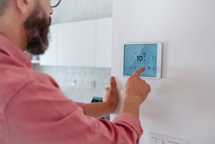 Smart thermostat is eco-friendly. (Shutterstock) Smart thermostat is eco-friendly. (Shutterstock)