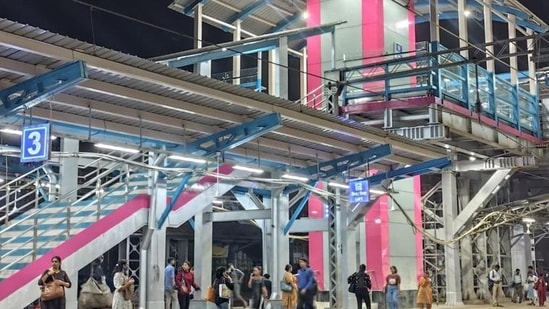 Elevated spaces will allow commuters to reach the platforms from any entry or exit point and reduce the pressure on FOBs