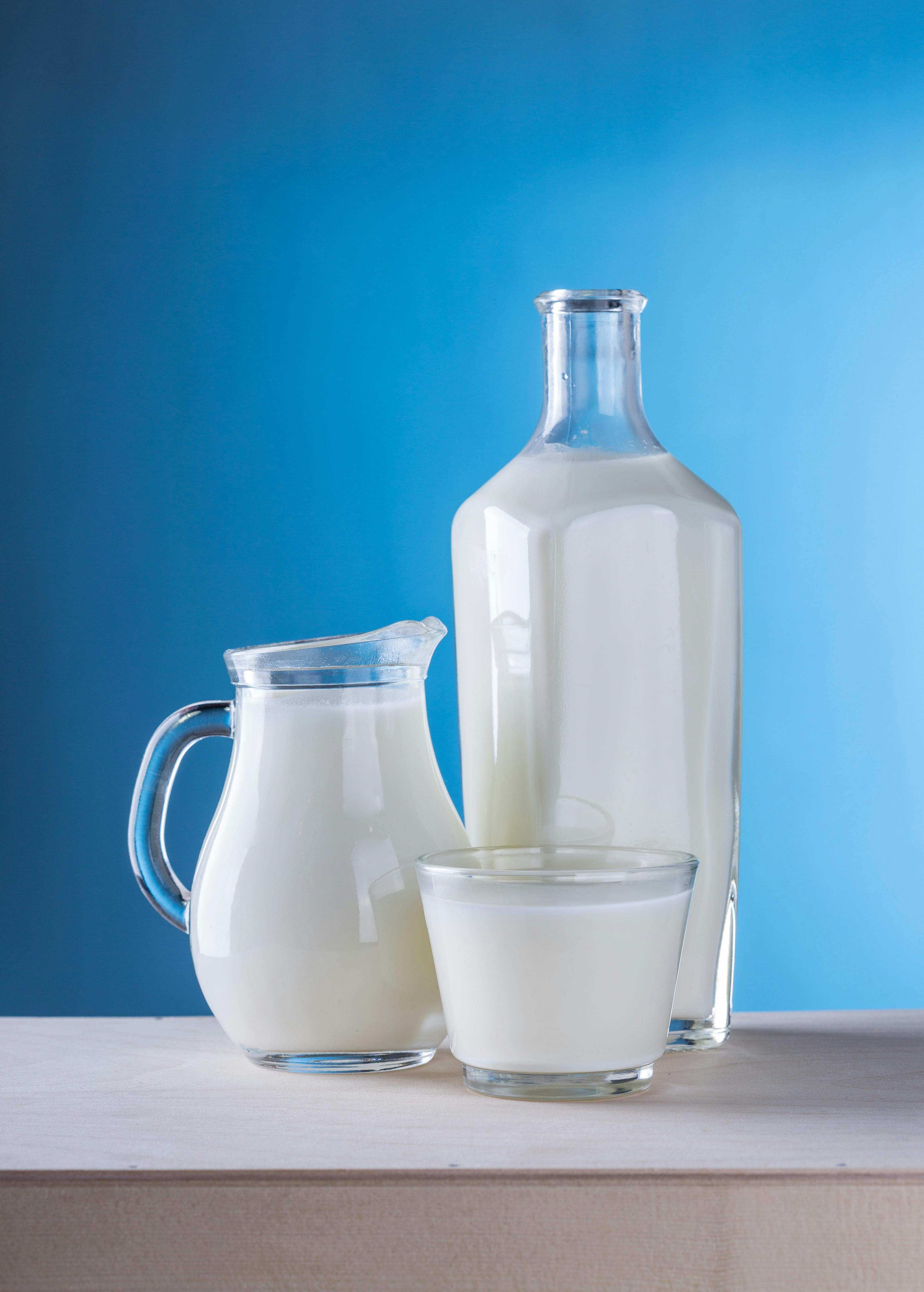 Plant-based milk contain less protein than cow's milk.(Pexels)