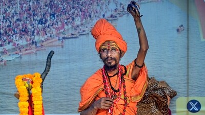 Prayagraj: A 'sadhu' performs 'puja' at his tent ahead of Maha Kumbh Mela. (PTI)