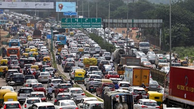 Bengaluru: Vehicles stuck in a traffic jam on a road, in Bengaluru, Karnataka. (file) (PTI) Bengaluru: Vehicles stuck in a traffic jam on a road, in Bengaluru, Karnataka. (file) (PTI)
