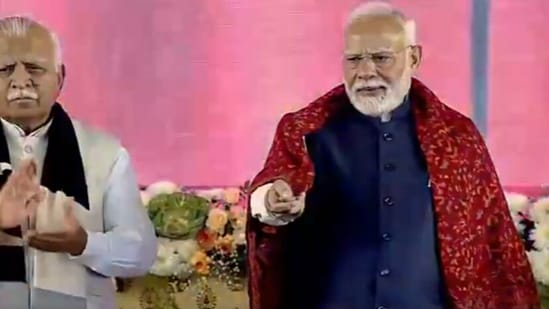PM Narendra Modi (right) with Union minister Manohar Lal Khattar (ANI) PM Narendra Modi (right) with Union minister Manohar Lal Khattar (ANI)