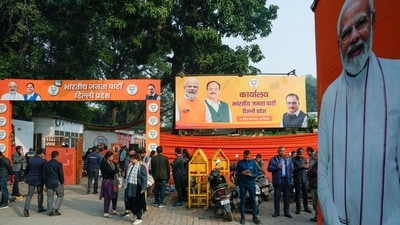 New Delhi: People are seen outside a BJP office, in New Delhi, Saturday, Jan. 4, 2025. The BJP on Saturday released its first list of 29 candidates for the polls to the 70-member Delhi Assembly, fielding former MP Parvesh Verma from the New Delhi seat against ex-chief minister and AAP supremo Arvind Kejriwal. (PTI Photo/ Manvender Vashist Lav) (PTI01_04_2025_000298A) (PTI)