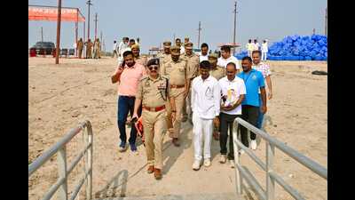IG (in-charge), PAC, Eastern Zone, Prayagraj, Rajiv Narayan Mishra in mela area in Prayagraj (HT Photo)