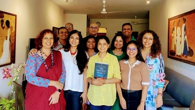 Author Rahul Bhatia (6th from left) with the Juhu Book Club Author Rahul Bhatia (6th from left) with the Juhu Book Club