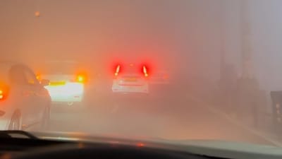 Cars moved slowly on roads in Delhi, Ghaziabad, Noida and other areas of the national capital region on Friday night as a thick blanket of fog dropped visibility to zero at some places (hindustantimes.com/Nayanika Sengupta)