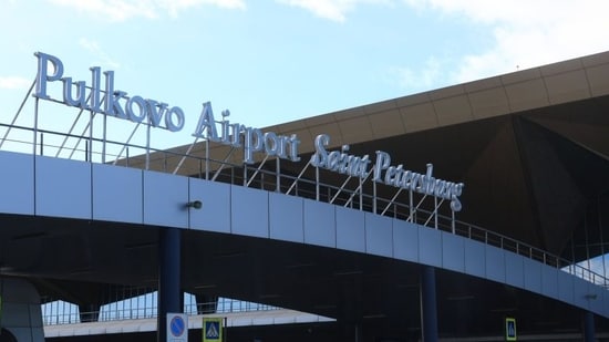 To protect civilian aircraft, Russia's Pulkovo airport in St. Petersburg briefly suspended aeroplane arrivals and departures starting at 7:45 a.m. (0445 GMT) on Saturday. (Reuters file photo)