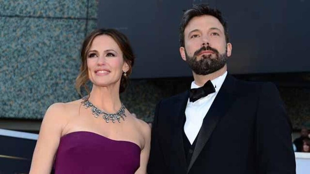 jennifer garner smoking cigarettes is continuing to look out for Ben Affleck amid his divorce from Jennifer Lopez, and a source exclusively tells In Touch that she's putting her foot down when it comes Ben Affleck and Jennifer Garner