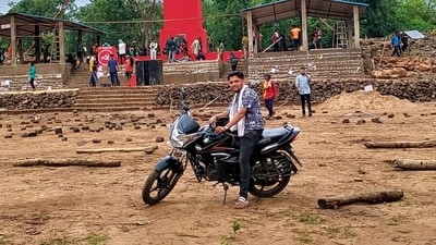 Mukesh Chandrakar's body was discovered in a septic tank that had been freshly sealed with concrete. (@MukeshChandrak9/X) Mukesh Chandrakar's body was discovered in a septic tank that had been freshly sealed with concrete. (@MukeshChandrak9/X)