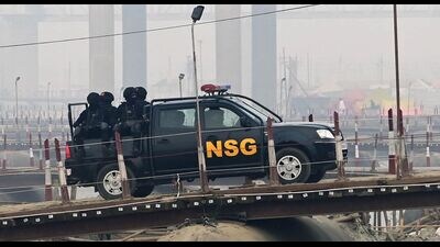 NSG commandos keep vigil ahead of Mahakumbh at Sangam in Prayagraj (HT) NSG commandos keep vigil ahead of Mahakumbh at Sangam in Prayagraj (HT)