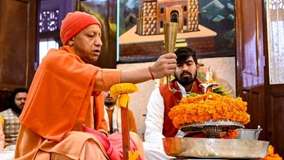 Gorakhpur: Uttar Pradesh Chief Minister Yogi Adityanath performs 'puja' at the Gorakhnath Temple, in Gorakhpur district, Friday, Jan. 3, 2025. (PTI Photo)(PTI01_03_2025_000119B) (PTI) Gorakhpur: Uttar Pradesh Chief Minister Yogi Adityanath performs 'puja' at the Gorakhnath Temple, in Gorakhpur district, Friday, Jan. 3, 2025. (PTI Photo)(PTI01_03_2025_000119B) (PTI)