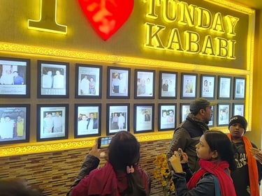 Visitors clicking pix of the wall of fame which has Mohd Usman with leading celebrities (Deep Saxena/HT) Visitors clicking pix of the wall of fame which has Mohd Usman with leading celebrities (Deep Saxena/HT)