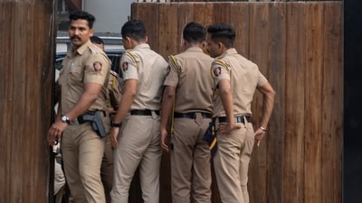 Students stab two schoolmates on Class 10 exam day in Antop Hill school. (Representative Image) (Hindustan Times) Students stab two schoolmates on Class 10 exam day in Antop Hill school. (Representative Image) (Hindustan Times)