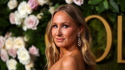 Fans say Nikki Glaser ‘devoured and left no crumbs’ with Golden Globes monologue (REUTERS/Daniel Cole) (REUTERS)