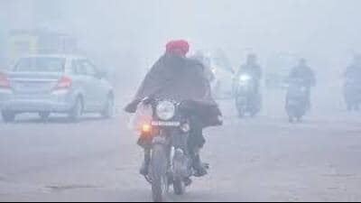 According to the IMD’s evening bulletin, Narnaul continues to record the lowest minimum temperature in the state for the fourth day. On Monday, the region shivered at 7.5°C. (HT File)