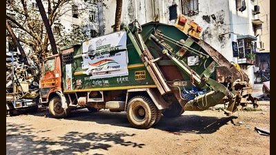 Mumbai, India. Jan 06, 2025: A 26-year-old man lost his life and his friend was injured after a BMC garbage truck hit his bike on Monday morning outside the Goregaon swimming pool. Jan 06, 2025. (Photo by Raju Shinde/HT Photo) (Hindustan Times) Mumbai, India. Jan 06, 2025: A 26-year-old man lost his life and his friend was injured after a BMC garbage truck hit his bike on Monday morning outside the Goregaon swimming pool. Jan 06, 2025. (Photo by Raju Shinde/HT Photo) (Hindustan Times)