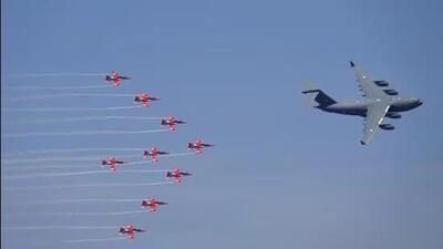The airshow’s last edition in 2023 attracted over seven lakh visitors, dignitaries from 98 countries and 809 exhibitors, including businesses, investors, start-ups and MSMEs. (File Photo/AP)