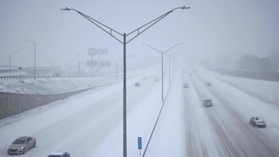 A large swath of the US, across the Midwest to the East Coast is experiencing a major winter storm, with more than two feet of snow in some areas.. (AFP/Chase Castor ) A large swath of the US, across the Midwest to the East Coast is experiencing a major winter storm, with more than two feet of snow in some areas.. (AFP/Chase Castor )