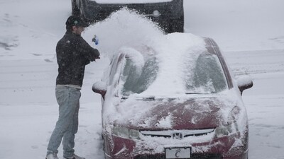 <p>A person dusts snow off his car during a winter storm on Sunday, January. 5, 2025, in Cincinnati. Hundreds of car accidents have been reported in Virginia, Indiana, Kansas, and Kentucky.</p> (AP) <p>A person dusts snow off his car during a winter storm on Sunday, January. 5, 2025, in Cincinnati. Hundreds of car accidents have been reported in Virginia, Indiana, Kansas, and Kentucky.</p> (AP)