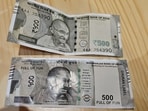 Tourist in Gurgaon mistakenly tried to pay Uber driver with fake currency, causing confusion. Tourist in Gurgaon mistakenly tried to pay Uber driver with fake currency, causing confusion.