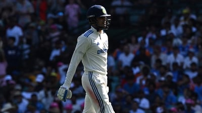 Sanjay Manjrekar spoke about Shubman Gill and how he underwhelmed in the series against Australia. (Photo by Saeed KHAN / AFP) / (AFP) Sanjay Manjrekar spoke about Shubman Gill and how he underwhelmed in the series against Australia. (Photo by Saeed KHAN / AFP) / (AFP)