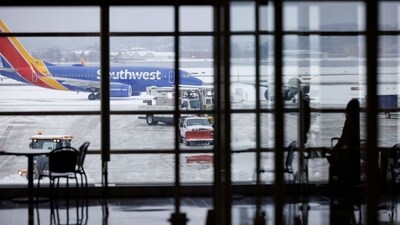 A new wave of cold weather was expected to hit the southern U.S. on Tuesday. Grounded flights across the eastern and central US, shut federal offices in Washington and knocked out power across six states. (Photographer: Ting Shen/Bloomberg) A new wave of cold weather was expected to hit the southern U.S. on Tuesday. Grounded flights across the eastern and central US, shut federal offices in Washington and knocked out power across six states. (Photographer: Ting Shen/Bloomberg)