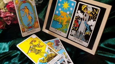 Read your daily tarot horoscope for January 7, 2025.