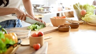 Make your cooking easier with the right utensils. (Shutterstock)
