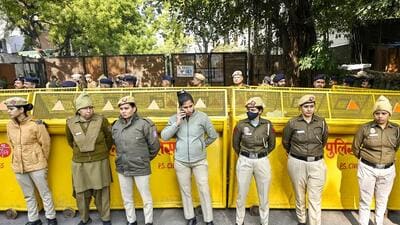 Police stand guard outside CM's residence 6, Flag Staff Marg. (ANI) Police stand guard outside CM's residence 6, Flag Staff Marg. (ANI)