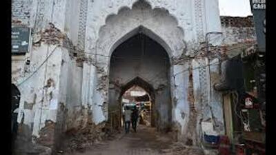 The ASI counsel acknowledged that some parts of Chhota Imambara, particularly the western gate and several walls, are in poor condition and require urgent repairs. (Sourced) The ASI counsel acknowledged that some parts of Chhota Imambara, particularly the western gate and several walls, are in poor condition and require urgent repairs. (Sourced)