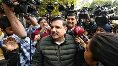 AAP leader Sanjay Singh, along with Saurabh Bhardwaj, arrives to visit the former residence of Delhi CM at Flagstaff Road in New Delhi. (Sanchit Khanna/Hindustan Times)