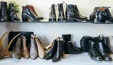 Trendy boots at 40% off and above (Pexels) Trendy boots at 40% off and above (Pexels)