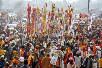 Sadhus of Digambar, Nirvani, and Nirmohi akharas on their way to Prayagraj participate in 'Chavni Pravesh' procession. (PTI) Sadhus of Digambar, Nirvani, and Nirmohi akharas on their way to Prayagraj participate in 'Chavni Pravesh' procession. (PTI)