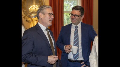 Prime Minister Sir Keir Starmer (left) and Mayor of Greater Manchester Andy Burnham, during a meeting with English regional mayors, at No 10 Downing Street (Ian Vogler/Daily Mirror/PA) Prime Minister Sir Keir Starmer (left) and Mayor of Greater Manchester Andy Burnham, during a meeting with English regional mayors, at No 10 Downing Street (Ian Vogler/Daily Mirror/PA)