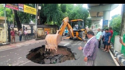 A portion of the road which collapsed in front of the Lucknow University in September, 2024 (HT File Photo) A portion of the road which collapsed in front of the Lucknow University in September, 2024 (HT File Photo)