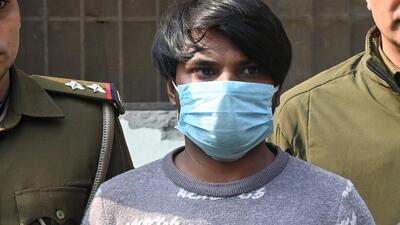 On Wednesday, he somehow managed to gain entry inside the MNC campus in a cash van and with his face masked. Bags full of cash were shifted to the cash van from a safe, and he stole a ₹10 lakh bundle from the spot and fled (Sunil GHosh/HT Photo) On Wednesday, he somehow managed to gain entry inside the MNC campus in a cash van and with his face masked. Bags full of cash were shifted to the cash van from a safe, and he stole a ₹10 lakh bundle from the spot and fled (Sunil GHosh/HT Photo)