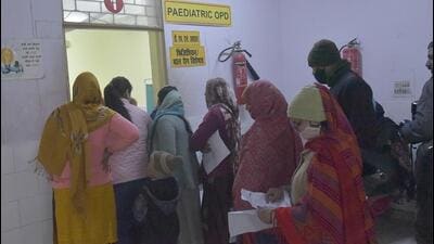 The health-care facilities have been asked to ensure availability of adequate stock of medicines; equipment; and medical oxygen, besides providing training to health-care staff. (Sakib Ali/HT Photo)