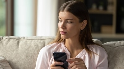 It's common to get cold feet when you try to express your affection to your partner but don't let it keep you from showing genuine expressions. (Shutterstock) It's common to get cold feet when you try to express your affection to your partner but don't let it keep you from showing genuine expressions. (Shutterstock)