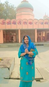 Rekha Bhatt is expecting a bunch of friends from Kolkata to attend Kumbh with her