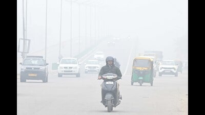 Chandigarh residents felt the cold on Friday, as amid overcast weather conditions, the maximum temperature dropped from Thursday’s 18.5°C to 15.4°C, 0.8 degree below normal. (Keshav Singh/HT)