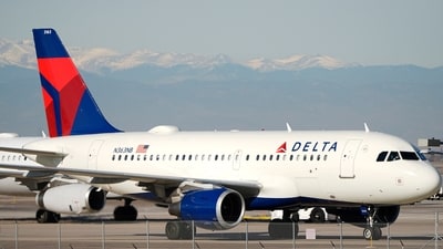 Delta Airlines delayed a flight, helping a woman reach her dying mother in time. (AP) Delta Airlines delayed a flight, helping a woman reach her dying mother in time. (AP)