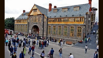 The cafe in Town Hall on The Mall, Shimla, opened in 2023 and stopped operations on January 10, 2024, after a high court stay. (Deepak Sansta/HT) The cafe in Town Hall on The Mall, Shimla, opened in 2023 and stopped operations on January 10, 2024, after a high court stay. (Deepak Sansta/HT)